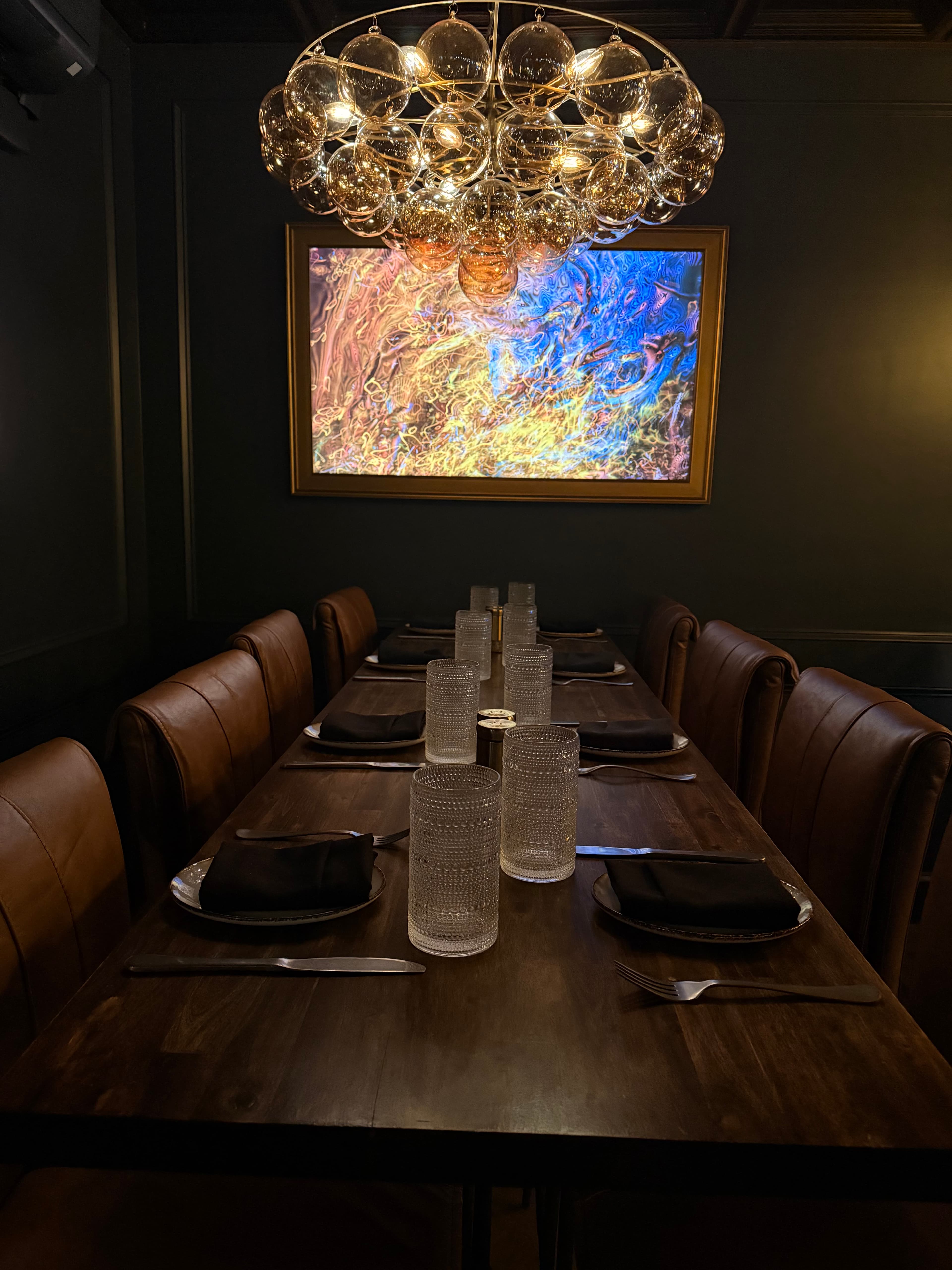 The Lick restaurant ambiance